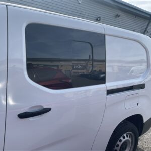 Citroen Berlingo 2019 onward n/s half slider in privacy (Mark 3)