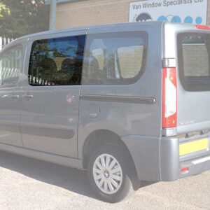 Citroen Dispatch 2007 onward n/s front fixed side window in green